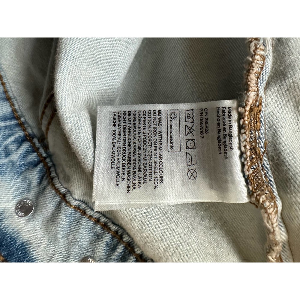 New H&M Denim Vest with Printed Design Light Distressed denim XL - Picture 9 of 10